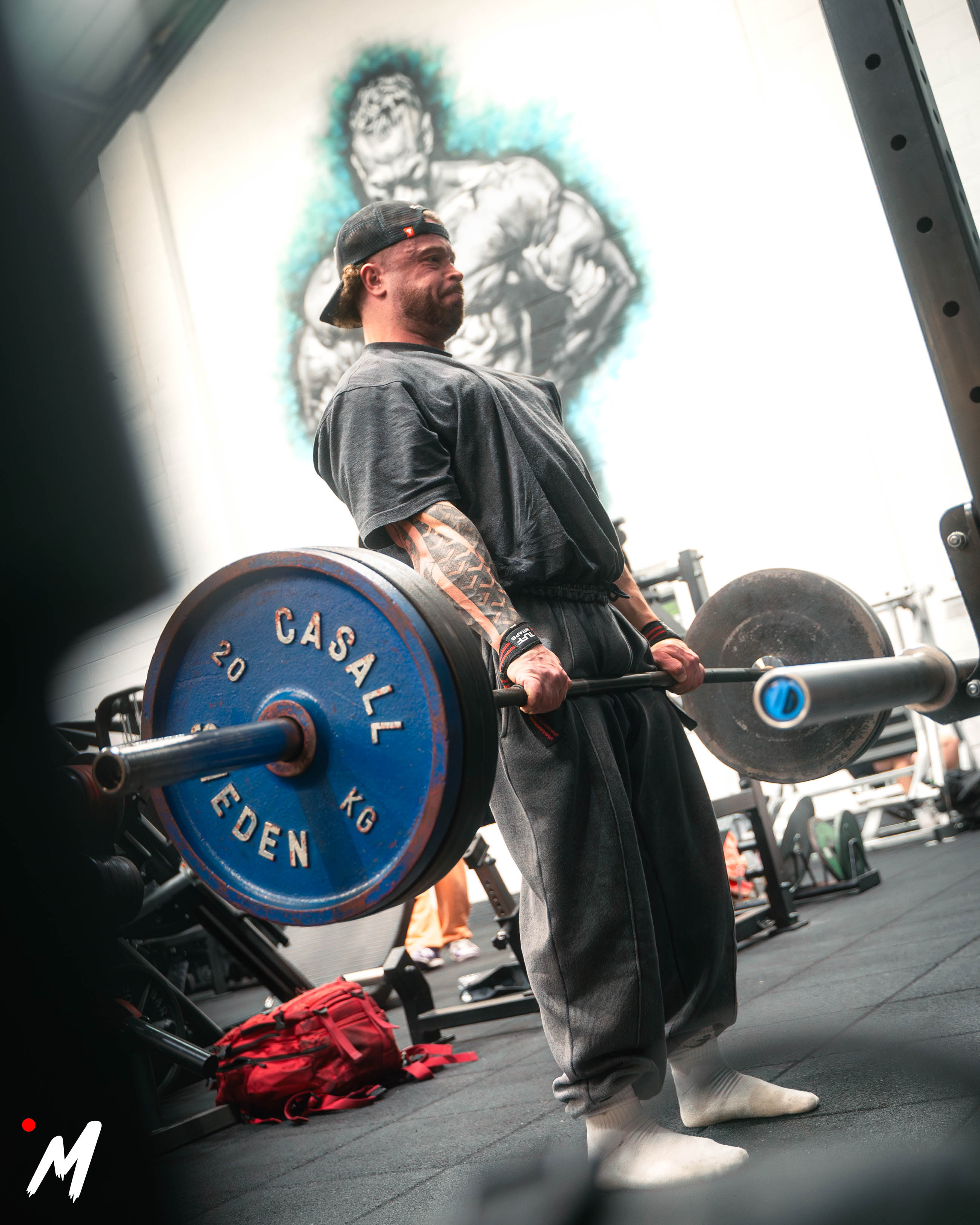 Man Lifting Weights Man Lifting Weights